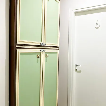 Easyrooms One *