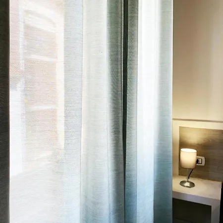 Easyrooms One Affittacamere Parma