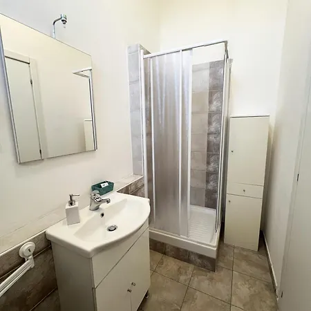 Gasthof Easyrooms One Parma