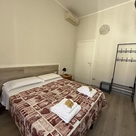 Easyrooms One 3*