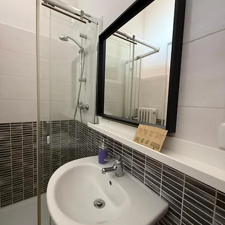 Easyrooms One 3* Parma