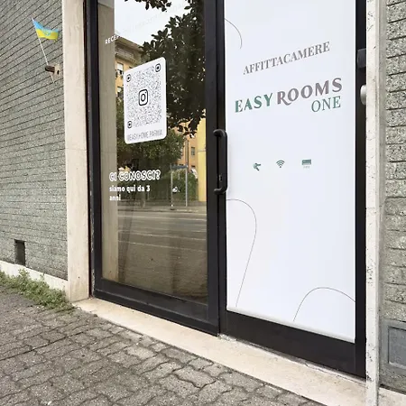 Easyrooms One Парма