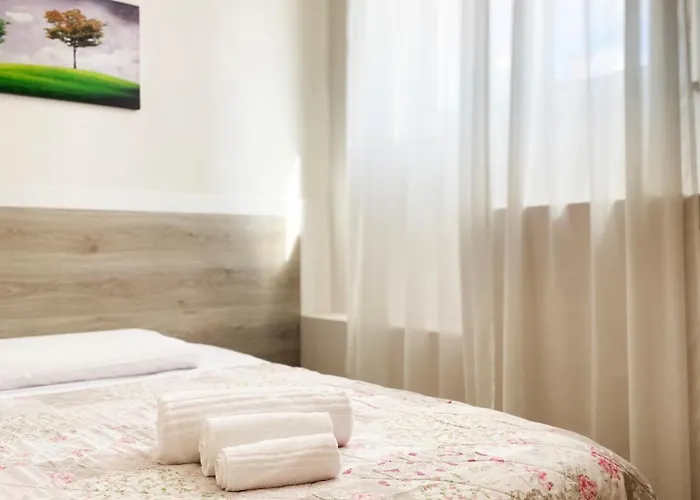 Easyrooms One Maison d'hôtes 3*